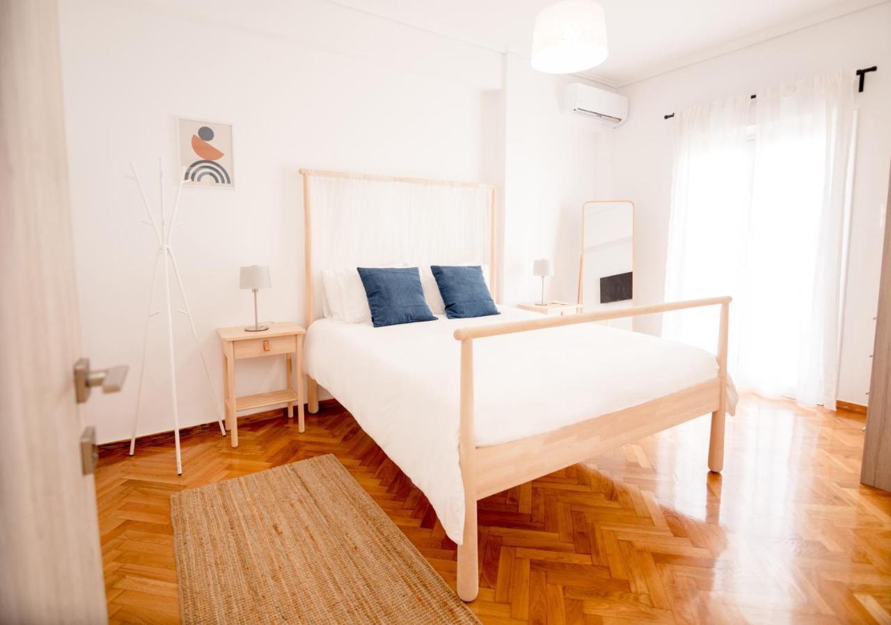 In The Shadow Of Acropolis - Spacious & Lovely Apt Athens Exterior photo