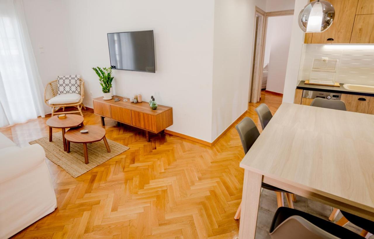 In The Shadow Of Acropolis - Spacious & Lovely Apt Athens Exterior photo