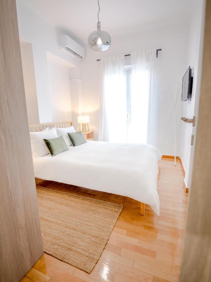 In The Shadow Of Acropolis - Spacious & Lovely Apt Athens Exterior photo